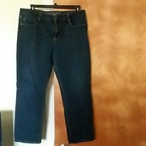 Women's American Eagle size 18R